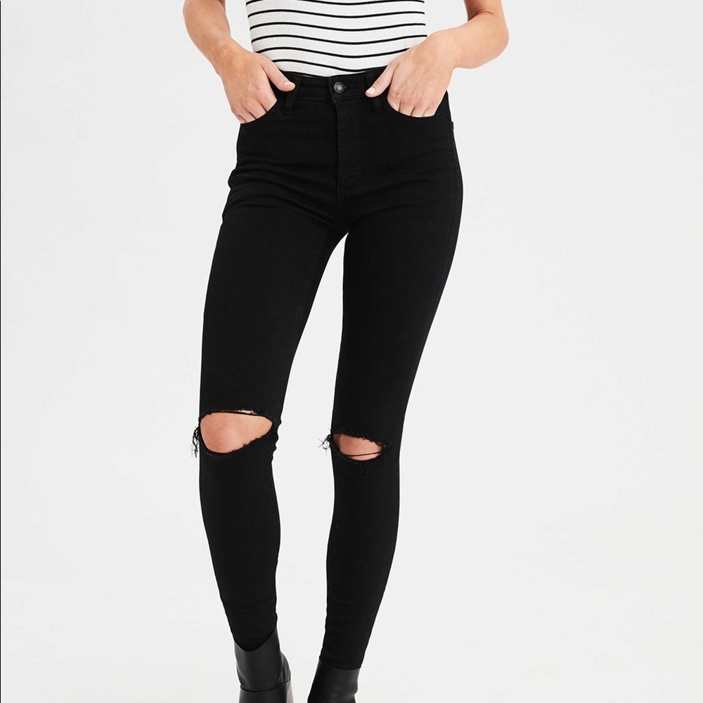 Great condition super hi rise ripped jeggings!